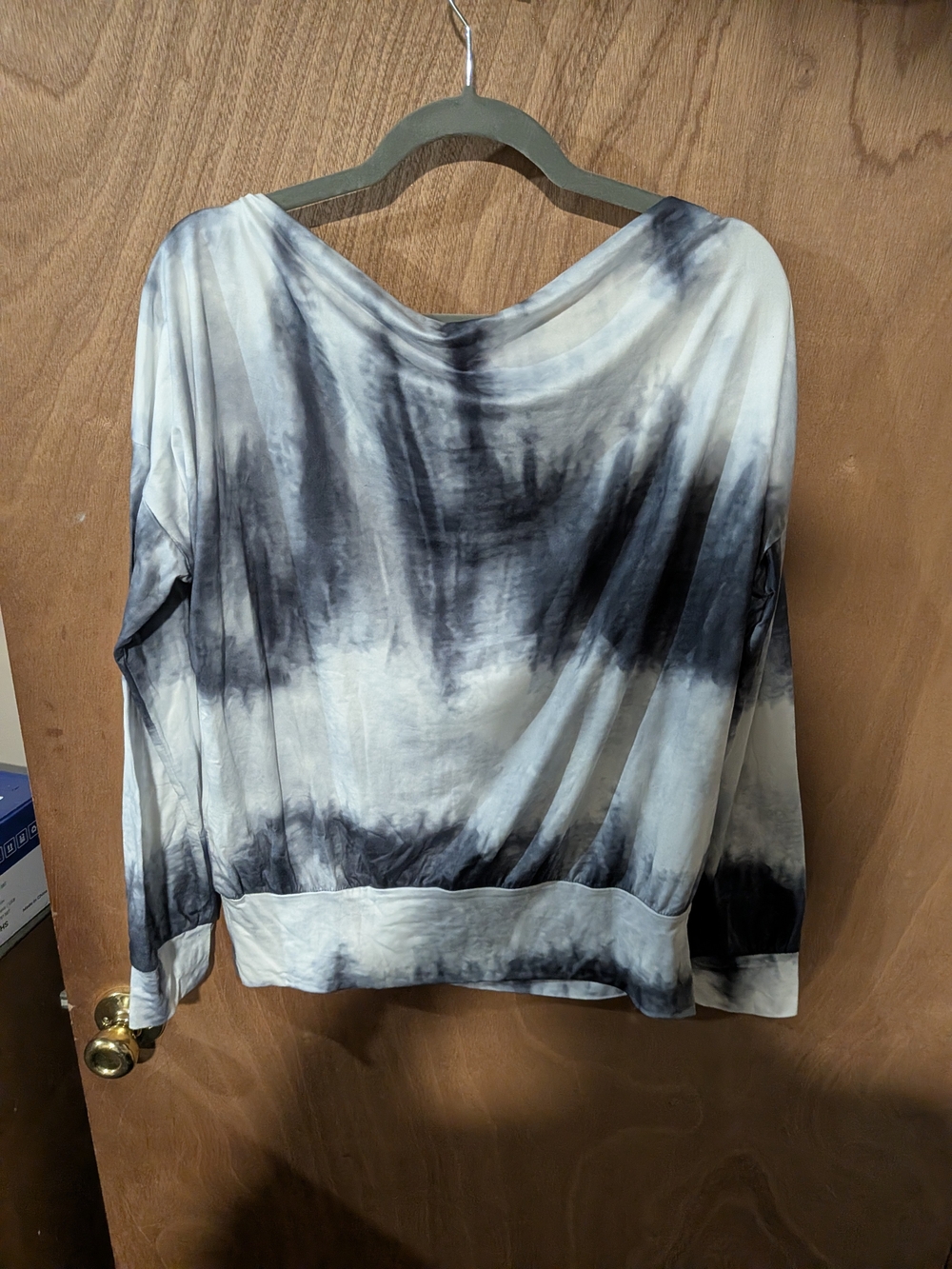 Tie-Dye Long Sleeve Women's Top in Black and White
